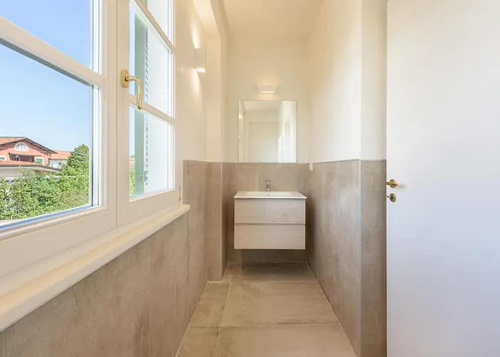 Golden Luxe - In Centro A Dei Marmi Con Parcheggio