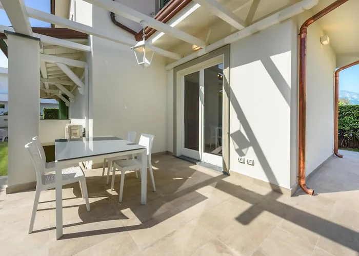 Golden Luxe - In Centro A Dei Marmi Con Parcheggio *