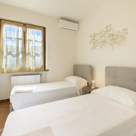 Esclusiva In Pieno Centro A Dei Marmi Villa *
