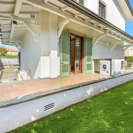Villa Golden Luxe - In Centro A Dei Marmi Con Parcheggio *