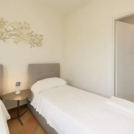 Esclusiva In Pieno Centro A Dei Marmi Villa *