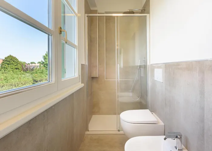 Golden Luxe - In Centro A Dei Marmi Con Parcheggio Villa